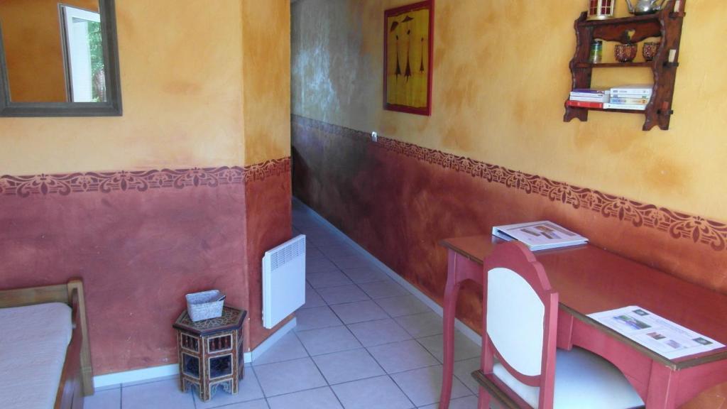 Chambres D'Hotes Domaine De Compostelle Casteide-Candau Esterno foto