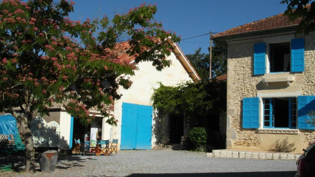 Chambres D'Hotes Domaine De Compostelle Casteide-Candau Esterno foto