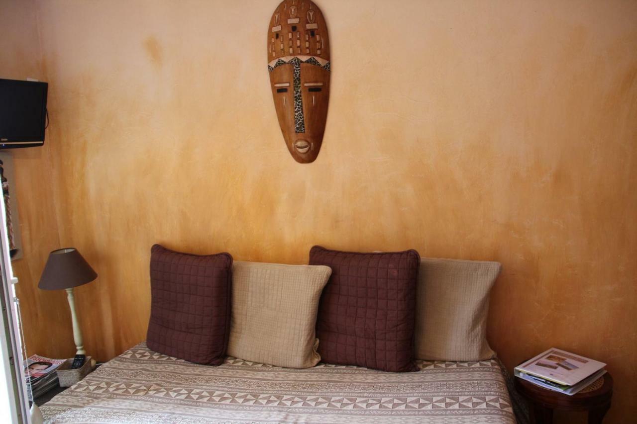 Chambres D'Hotes Domaine De Compostelle Casteide-Candau Esterno foto