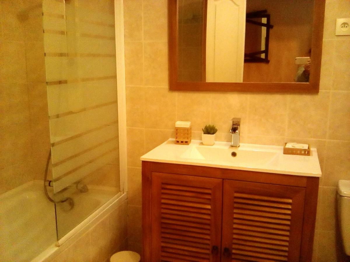 Chambres D'Hotes Domaine De Compostelle Casteide-Candau Esterno foto